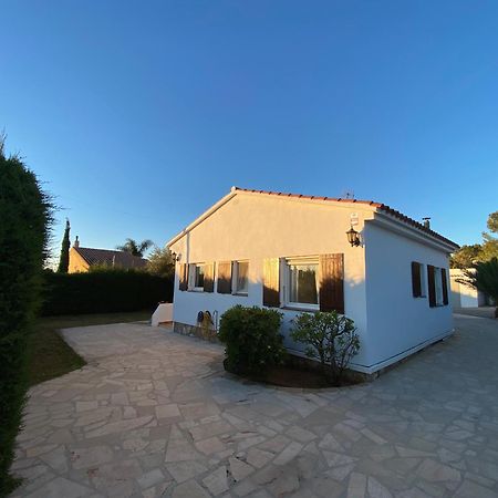 Villa Caramonte, En Costa Dorada Les Tres Cales 外观 照片