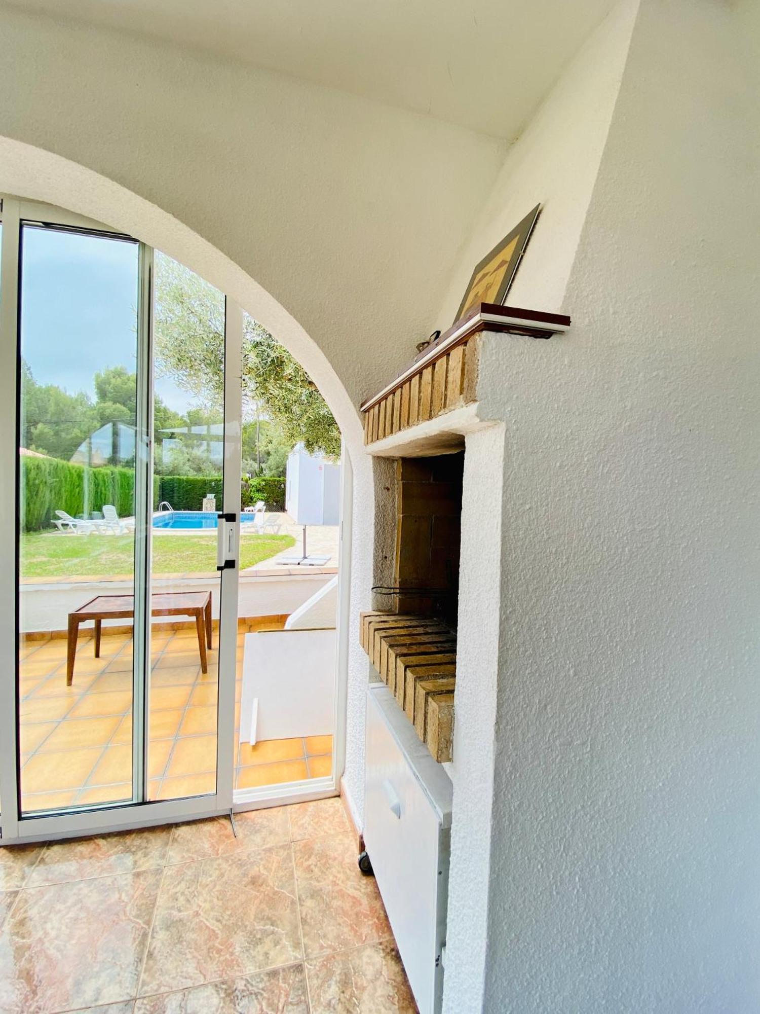 Villa Caramonte, En Costa Dorada Les Tres Cales 外观 照片