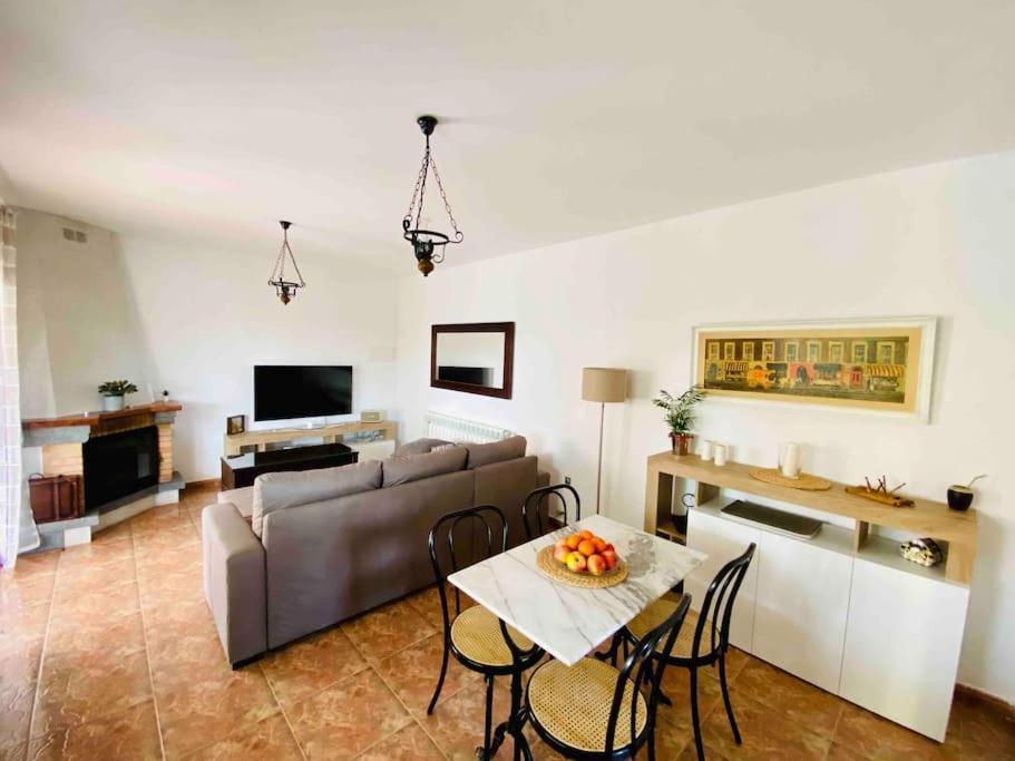Villa Caramonte, En Costa Dorada Les Tres Cales 外观 照片