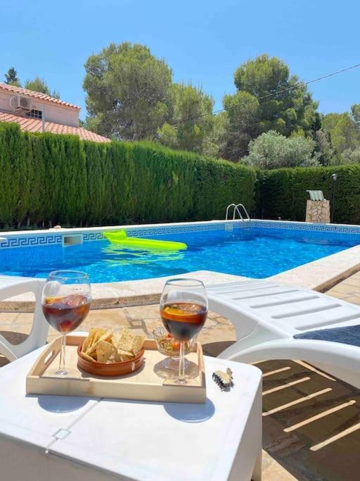 Villa Caramonte, En Costa Dorada Les Tres Cales 外观 照片