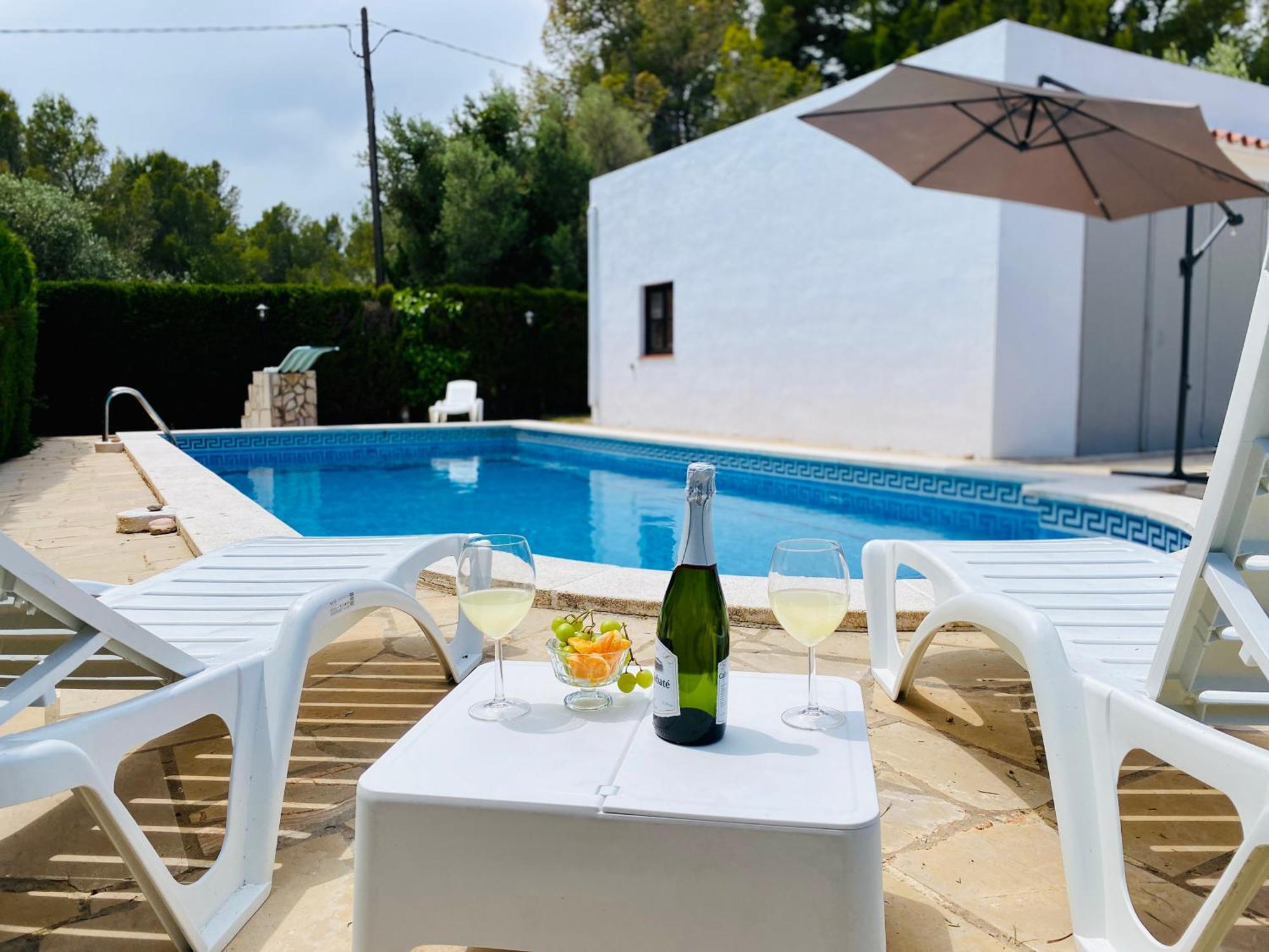 Villa Caramonte, En Costa Dorada Les Tres Cales 外观 照片