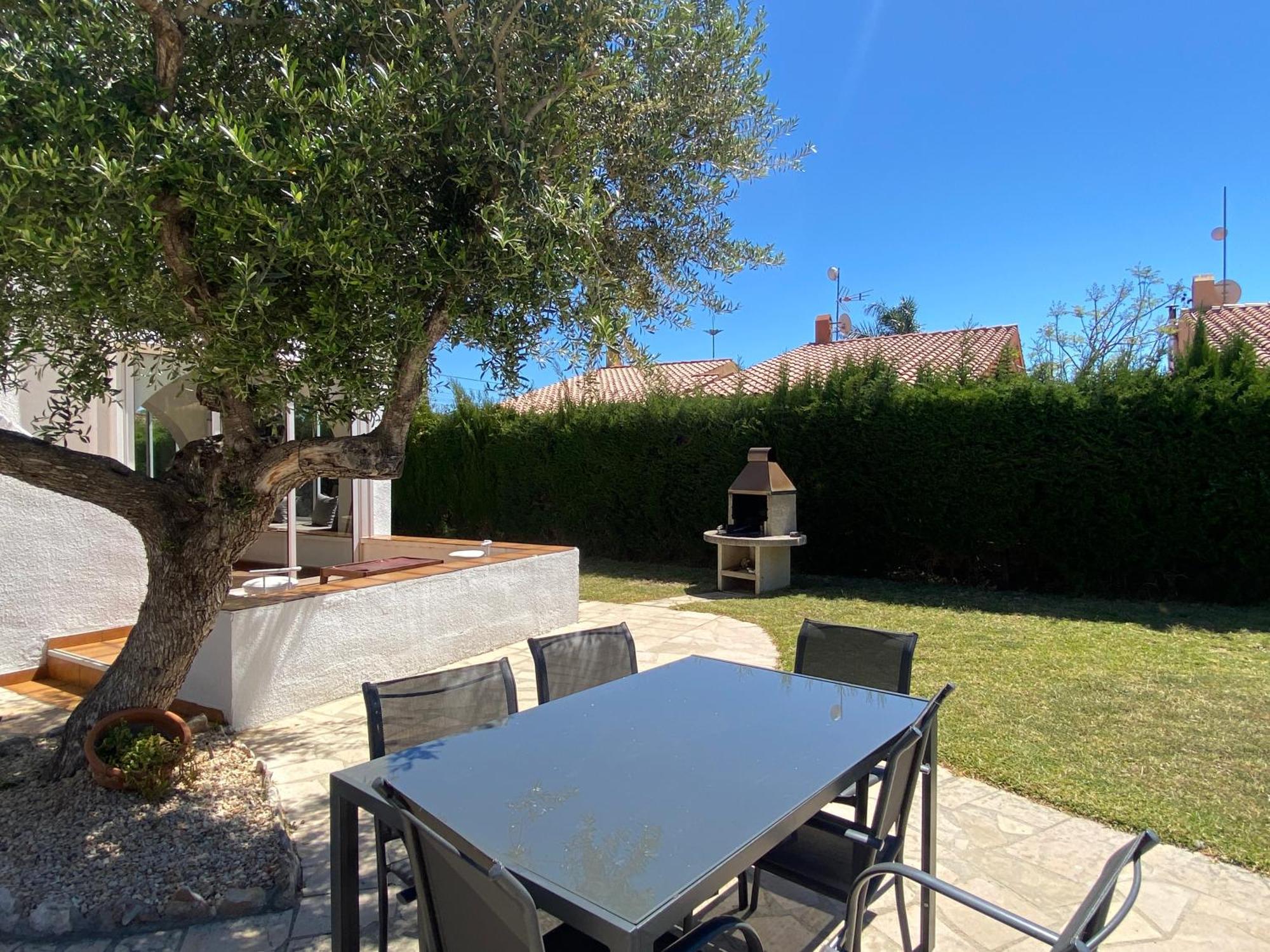 Villa Caramonte, En Costa Dorada Les Tres Cales 外观 照片