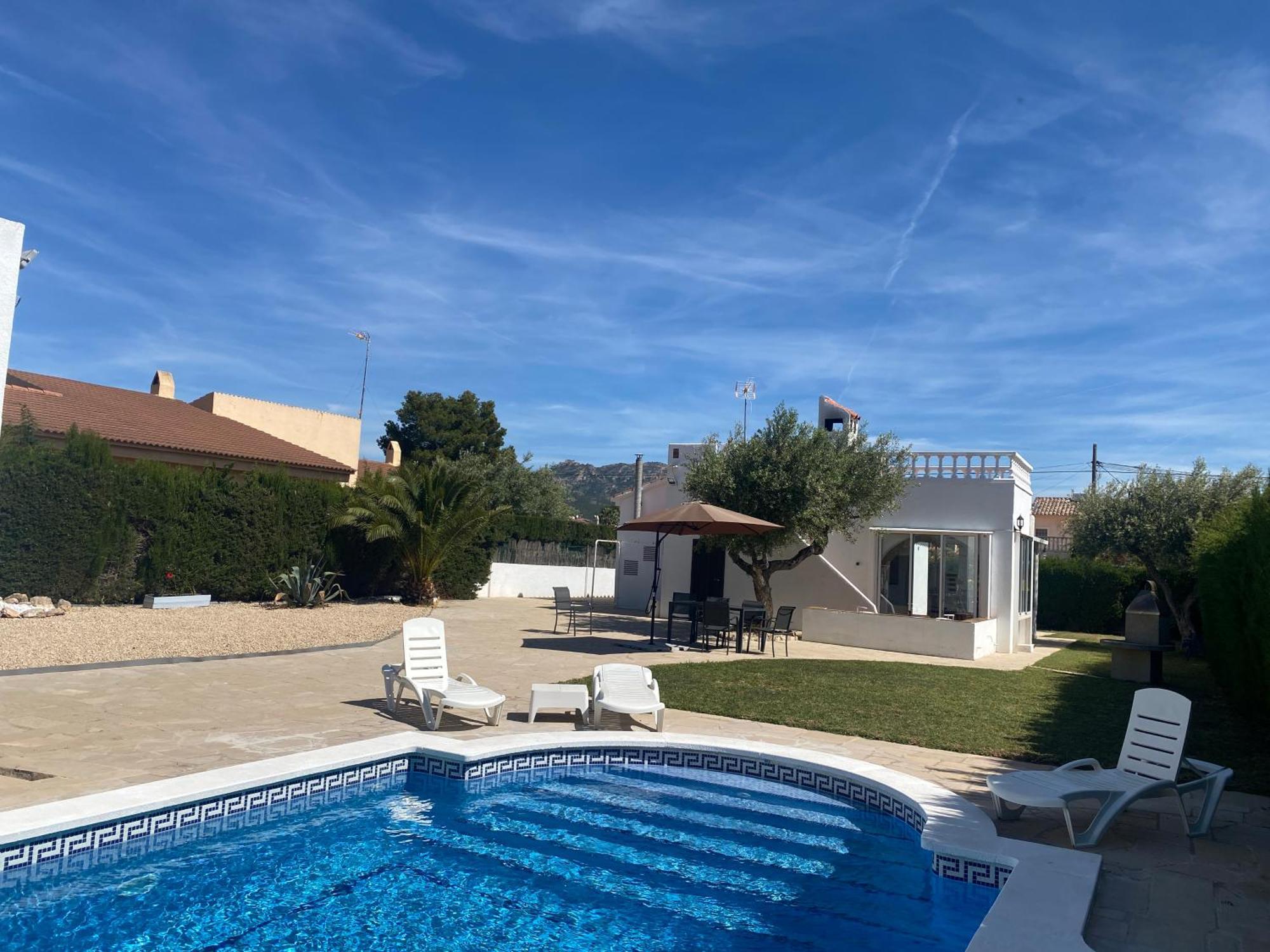 Villa Caramonte, En Costa Dorada Les Tres Cales 外观 照片