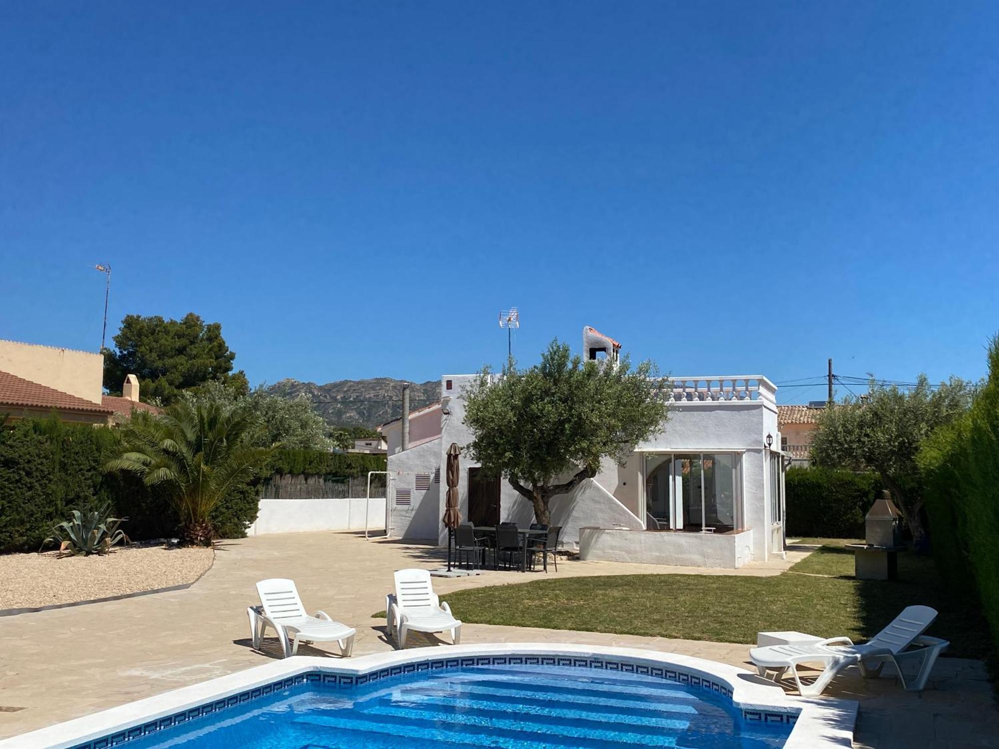 Villa Caramonte, En Costa Dorada Les Tres Cales 外观 照片